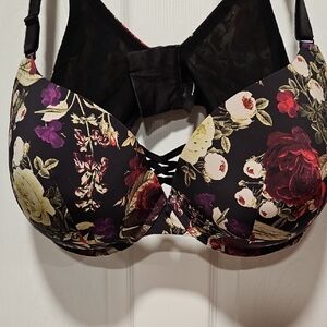 torrid Black Floral Lace-Up Underwire Bra with Burgundy & Cream Blooms